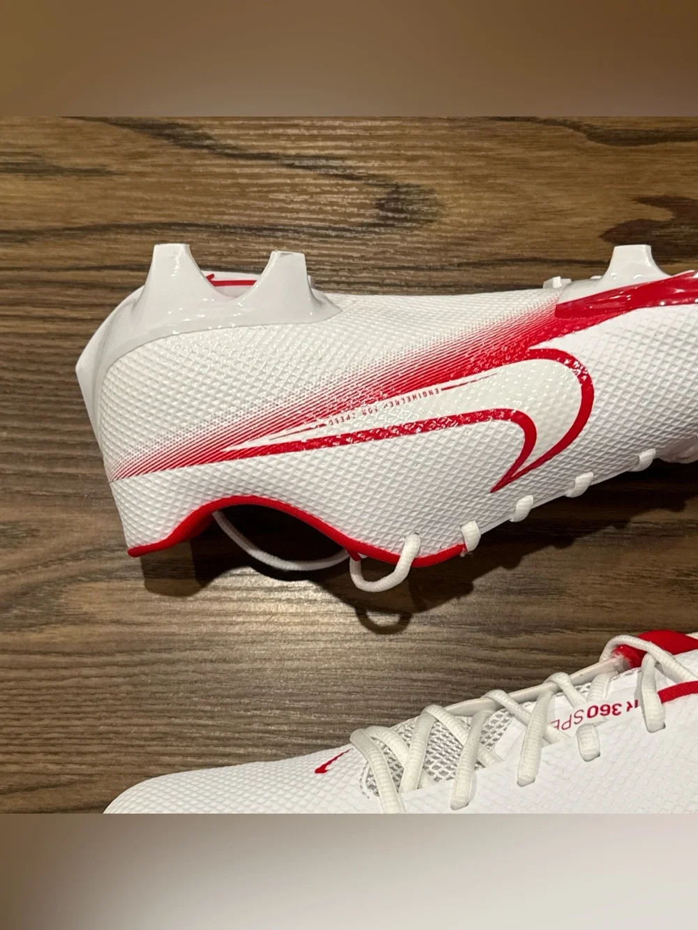 Size 13.5 Nike Vapor Edge Speed 360 White/Red Football Cleats CD0082-102 NEW